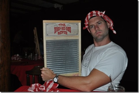 164331_548597339988_1676033_n