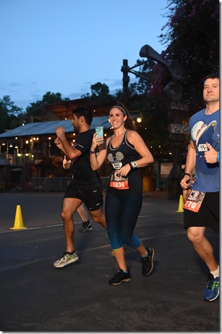 PhotoPass_Visiting_WDWRUNDISNEY_8016445173 (2)