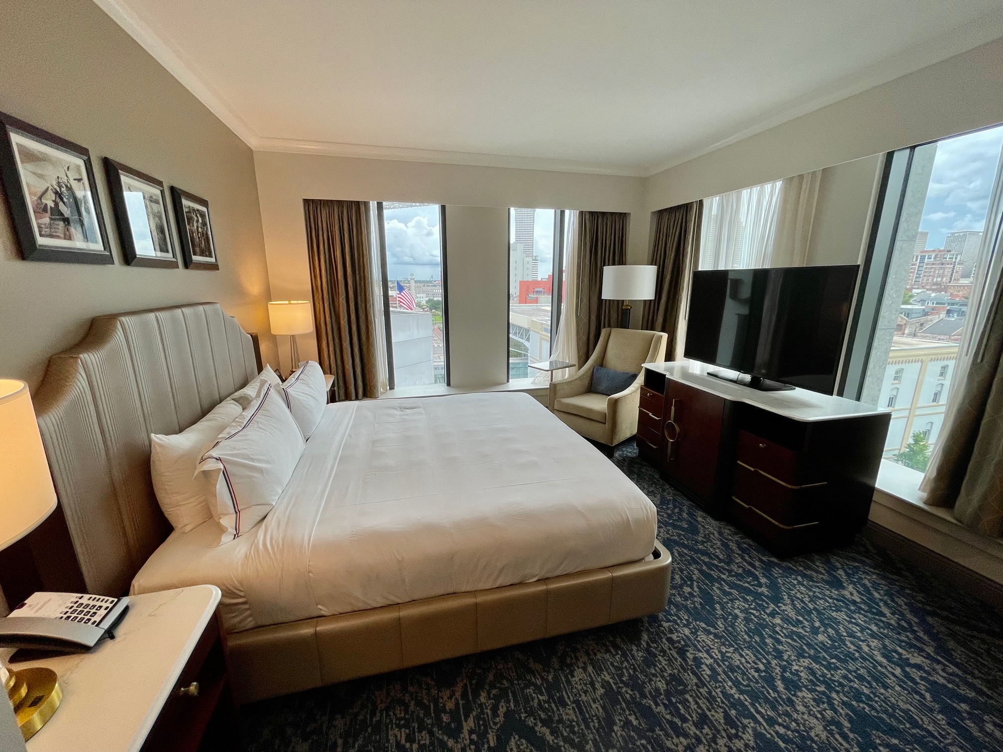 new orleans hotel bed