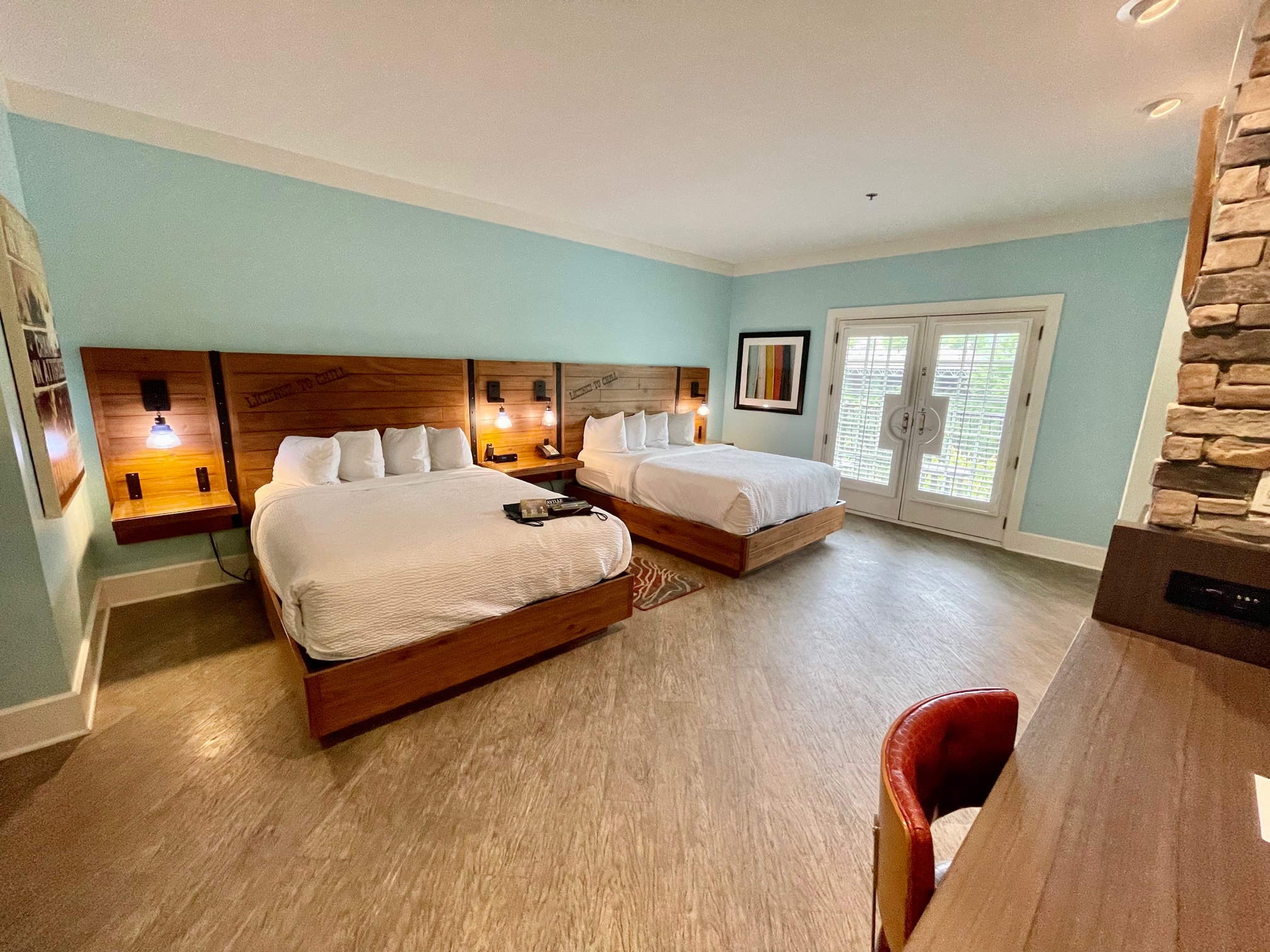 Rooms & Suites  Margaritaville Island Hotel Pigeon Forge