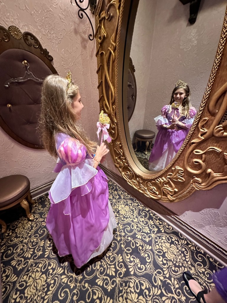 What You Need to Know Before Booking Bibbidi Bobbidi Boutique on Your Walt  Disney World Vacation ⋆ Sugar, Spice and Glitter