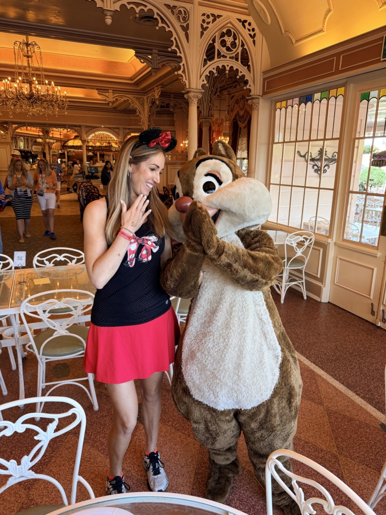 Plaza Inn Breakfast Disneyland