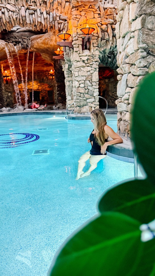 The spa said ‘find your center’… so I centered myself in the mineral pool. 💦 

Not your average spa day… step inside a 43,000 sq. ft. underground oasis. ✨ 

With cavern-like rock walls, mineral pools, eucalyptus steam rooms, and waterfalls around every corner, the Spa at Omni Grove Park Inn is truly one of the most unique spa experiences in the country. 🌿💦

Have you been to @omnigrovepark? Share this with the person you want to visit the spa with! 

#groveparkinn #omnigroveparkinn #omnihotel #spatour