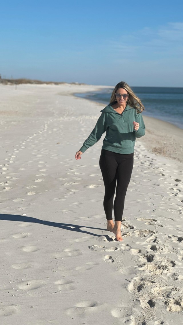 Hot girl summer? More like cozy girl autumn. 🍁

Are you ready for fall? Share with a fellow autumn lover (or cozy outfit lover!) 

#cozyvibesonly #fallisintheair #hoodieseaon #fallisintheair #relatablemom